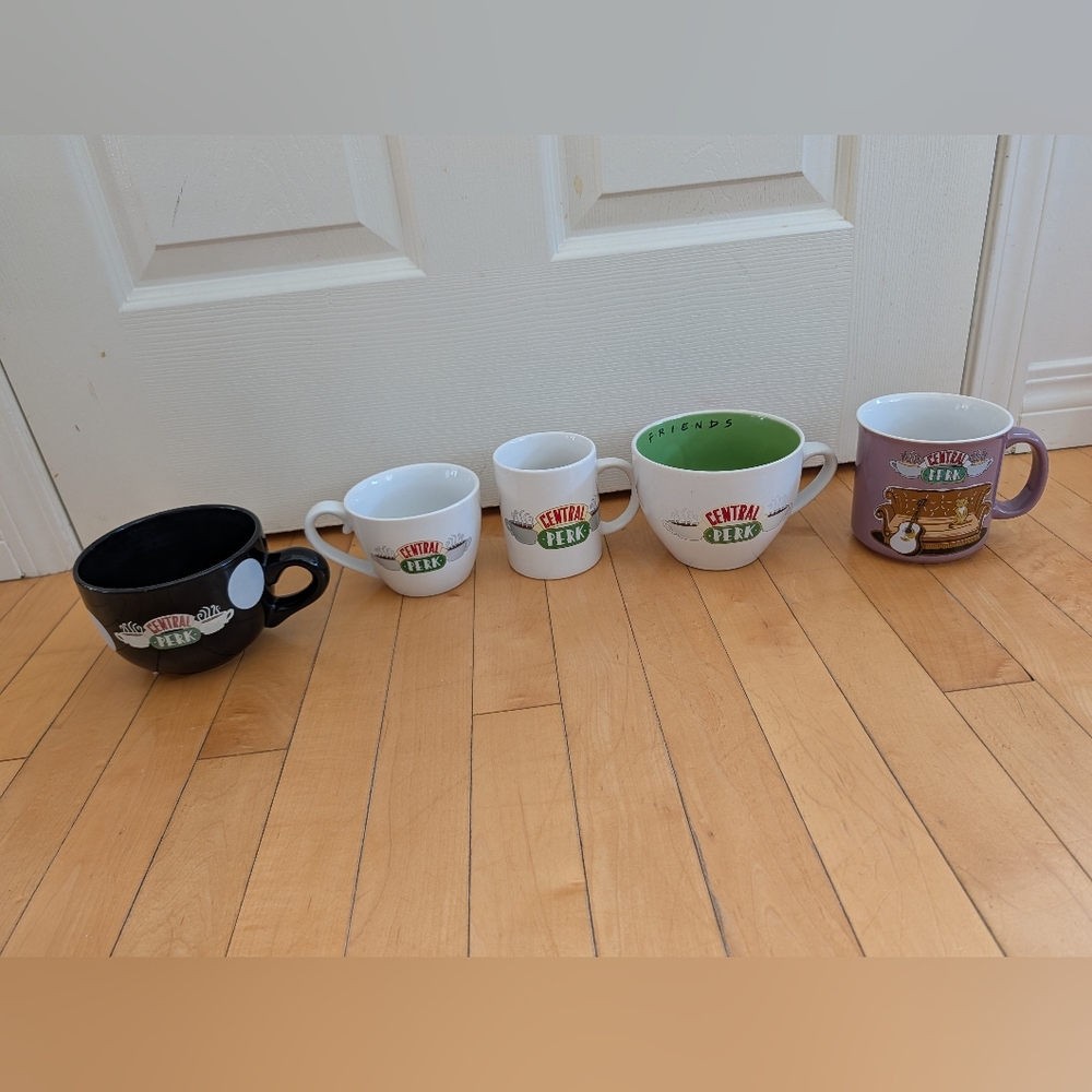 FRIENDS 5 Piece Central Perk Mug Collection - Black, White, Green, Purple